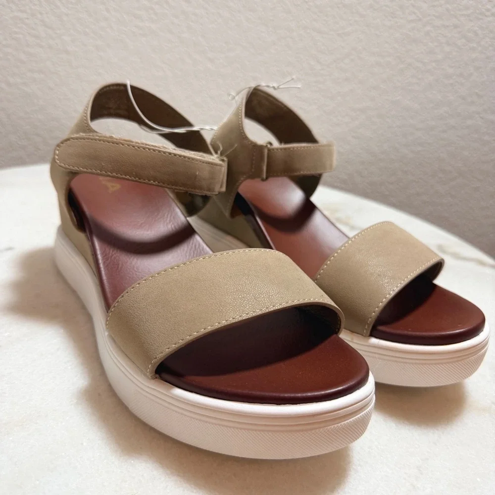 MIA Womens Taupe Platform Wedge Sandals Size 9 Hook Loop Ankle Strap Neutral‎